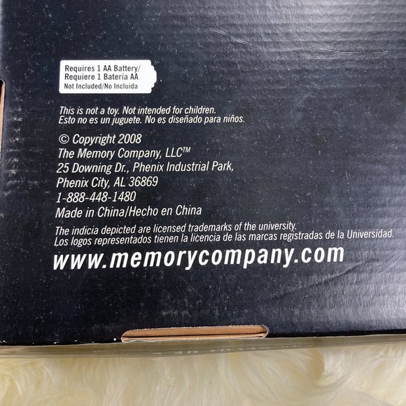 Duck Dynasty 12" Chrome Wall Clock with Box - Picture 6 of 9